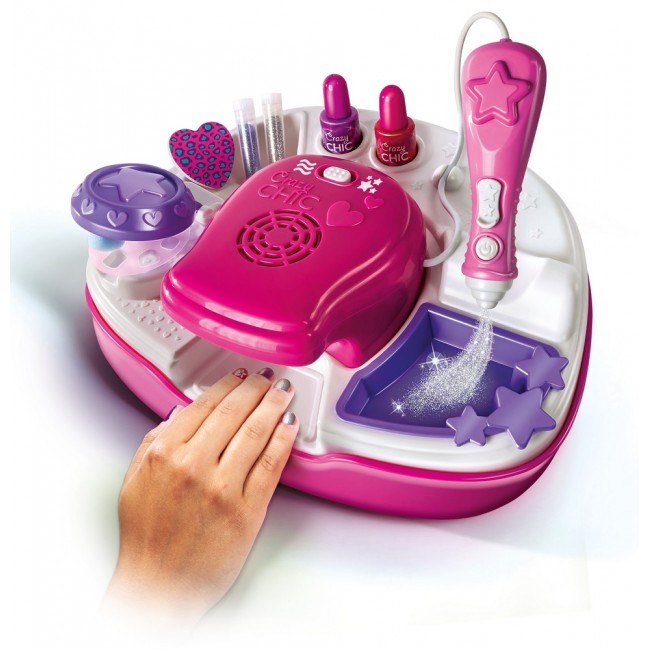 Clementoni Crazy Chic сет за маникура "Nail Art Studio" (6+год.)